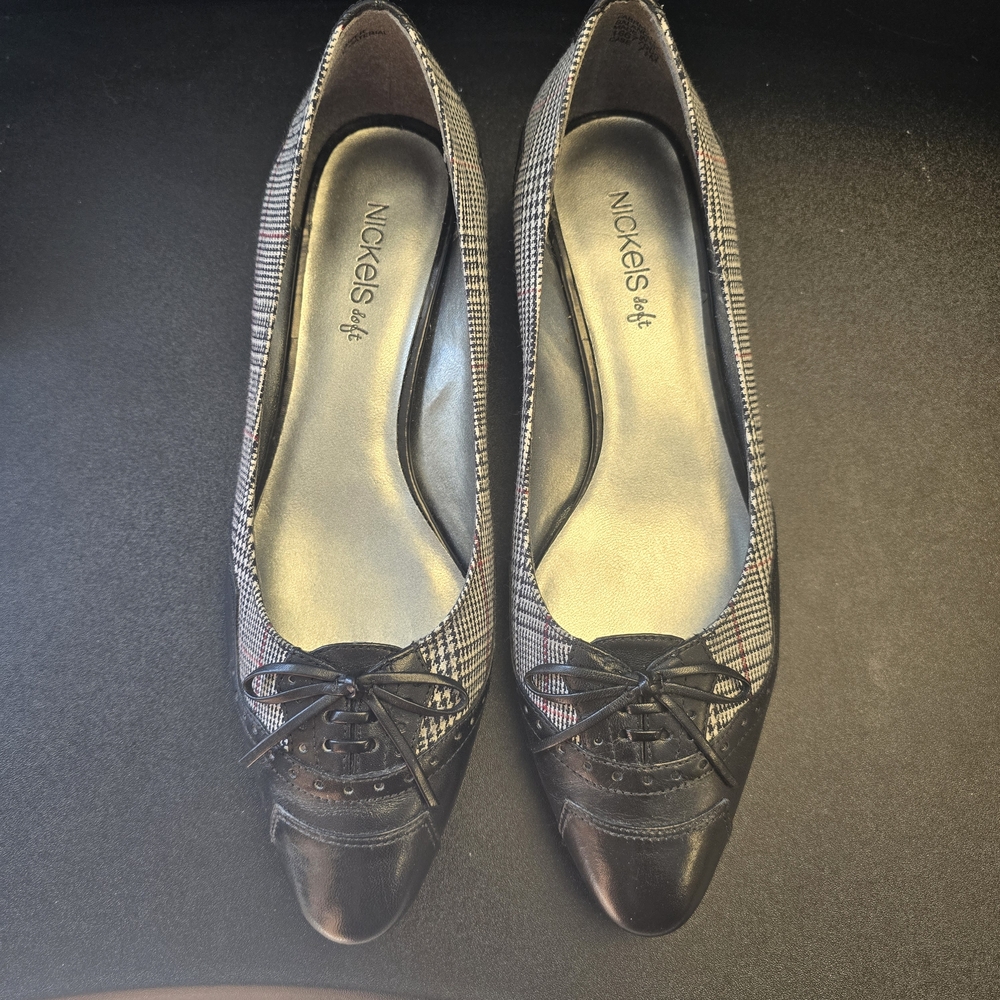 Nickels Black Plaid Pointed-Toe Kitten Heels with Bow Size 7.5